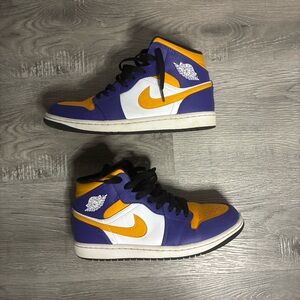 Jordan 1 Mid “Lakers”